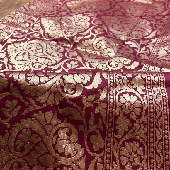 Red Banarasi silk saree , wedding saree - Picture 6 of 10